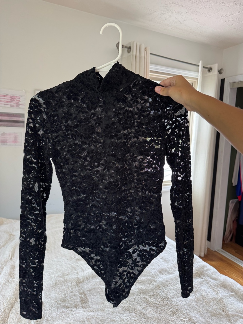 Steve Madden Black Floral Lace Long-Sleeve Bodysuit
